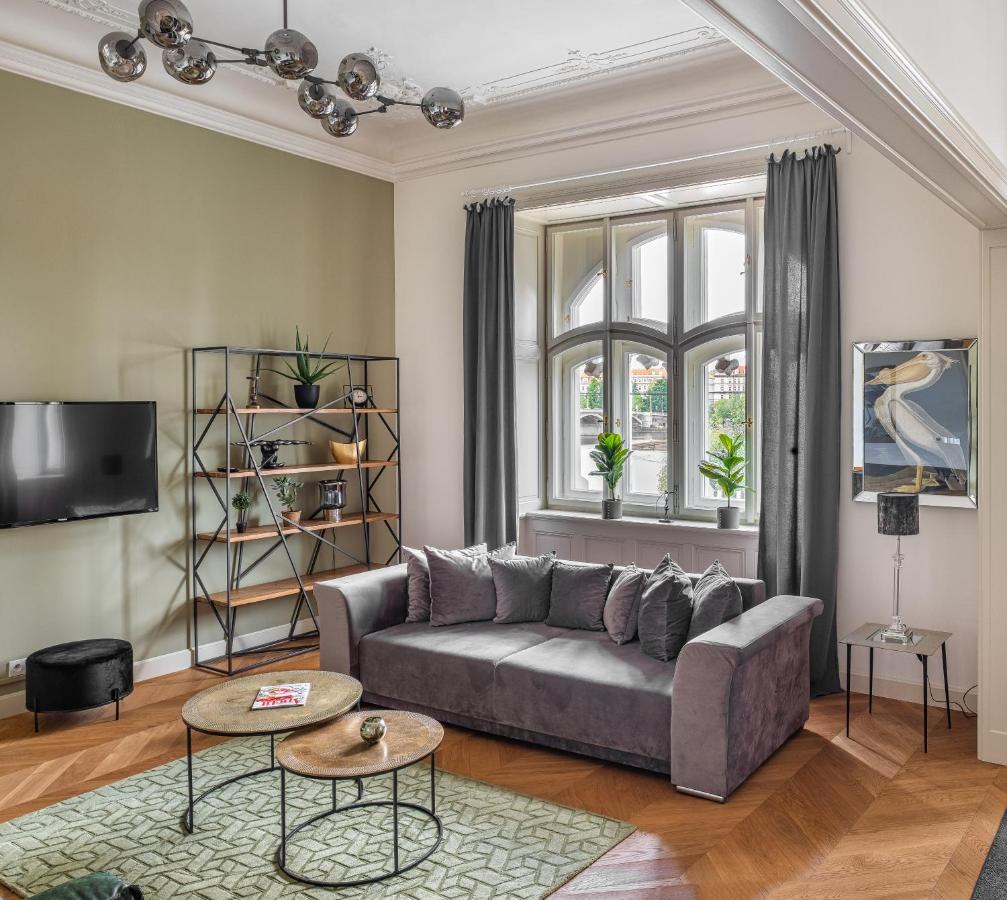 Mn6 Luxury Suites By Adrez Prague Exterior photo